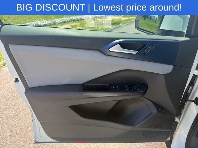 Used 2022 Volkswagen Taos SE w/ IQ.Drive SE Package AWD/4WD image 23