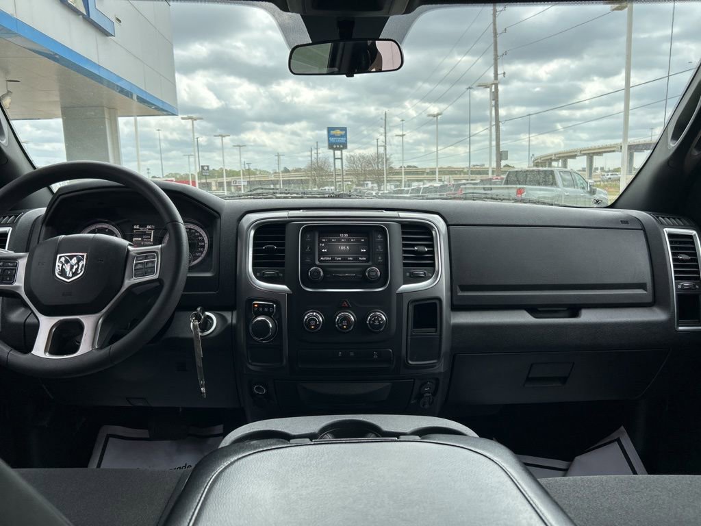 Used 2024 RAM 1500 Classic Warlock RWD image 10