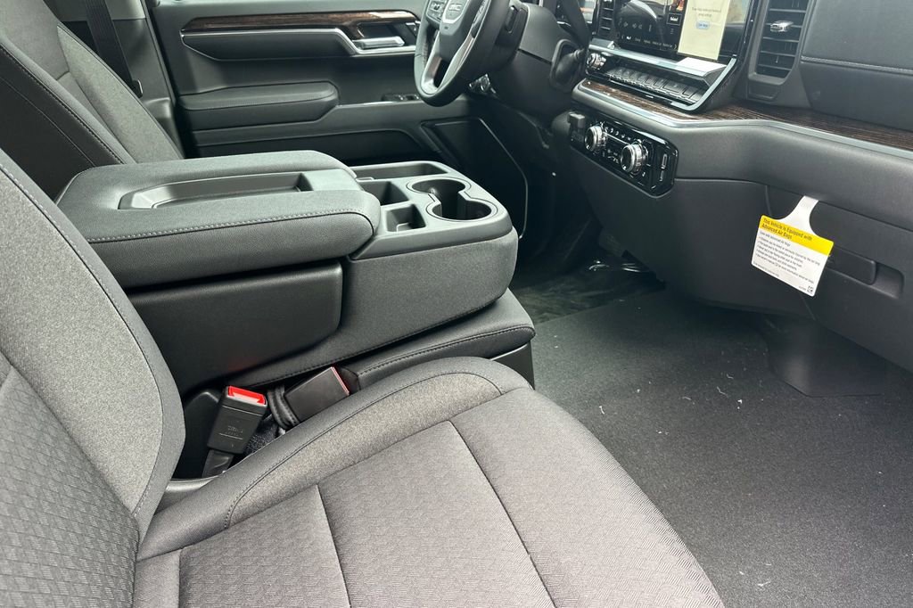 New 2026 GMC Sierra 1500 SLE w/ Preferred Package AWD/4WD image 13