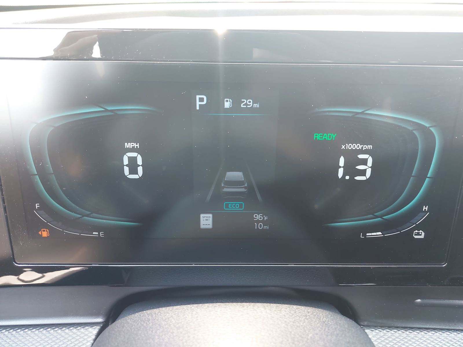New 2025 Kia Sportage LX FWD image 19