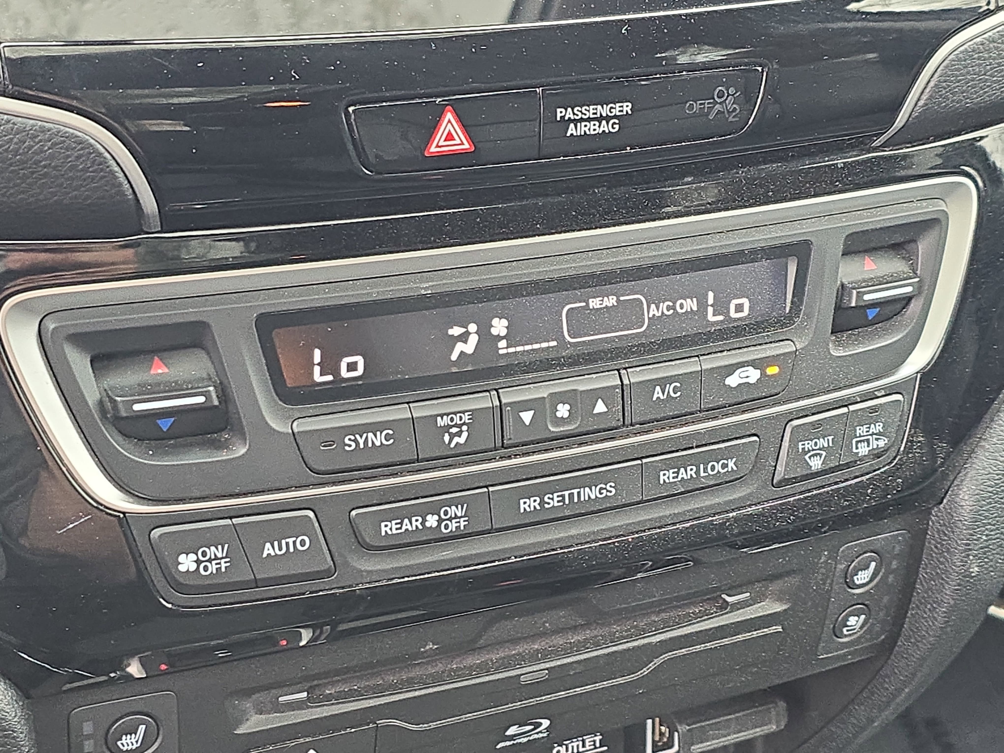 Used 2021 Honda Pilot Elite image 24