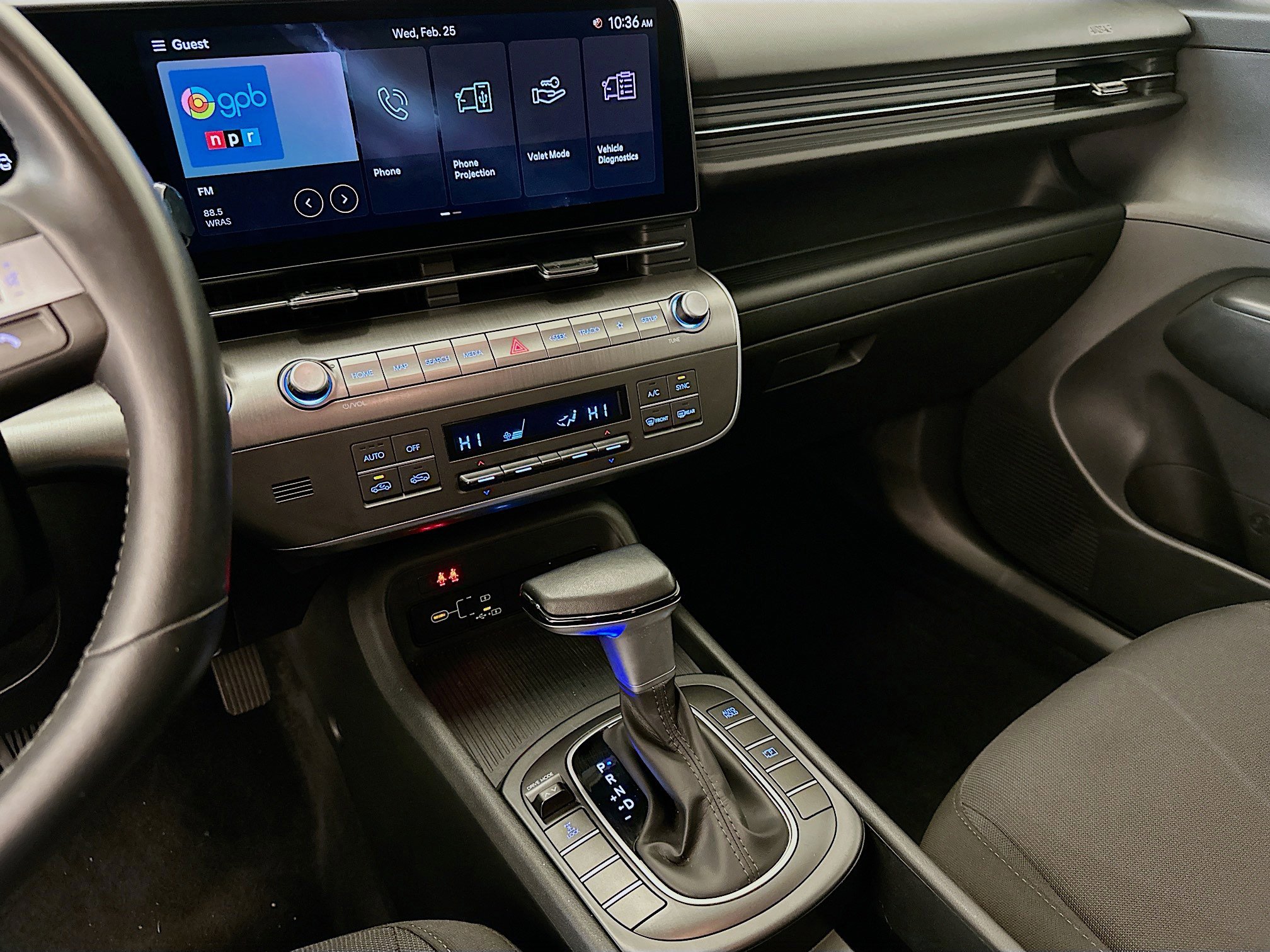 Used 2025 Hyundai Kona SEL image 26