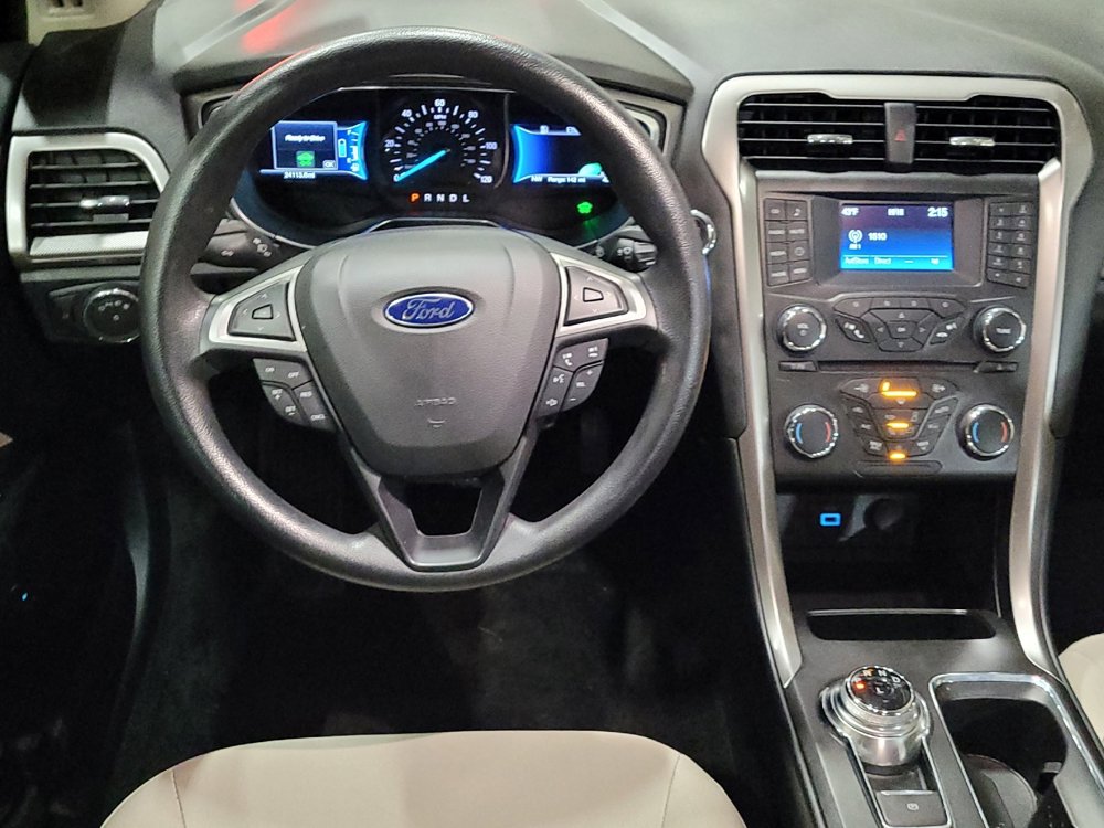 Used 2018 Ford Fusion S image 22