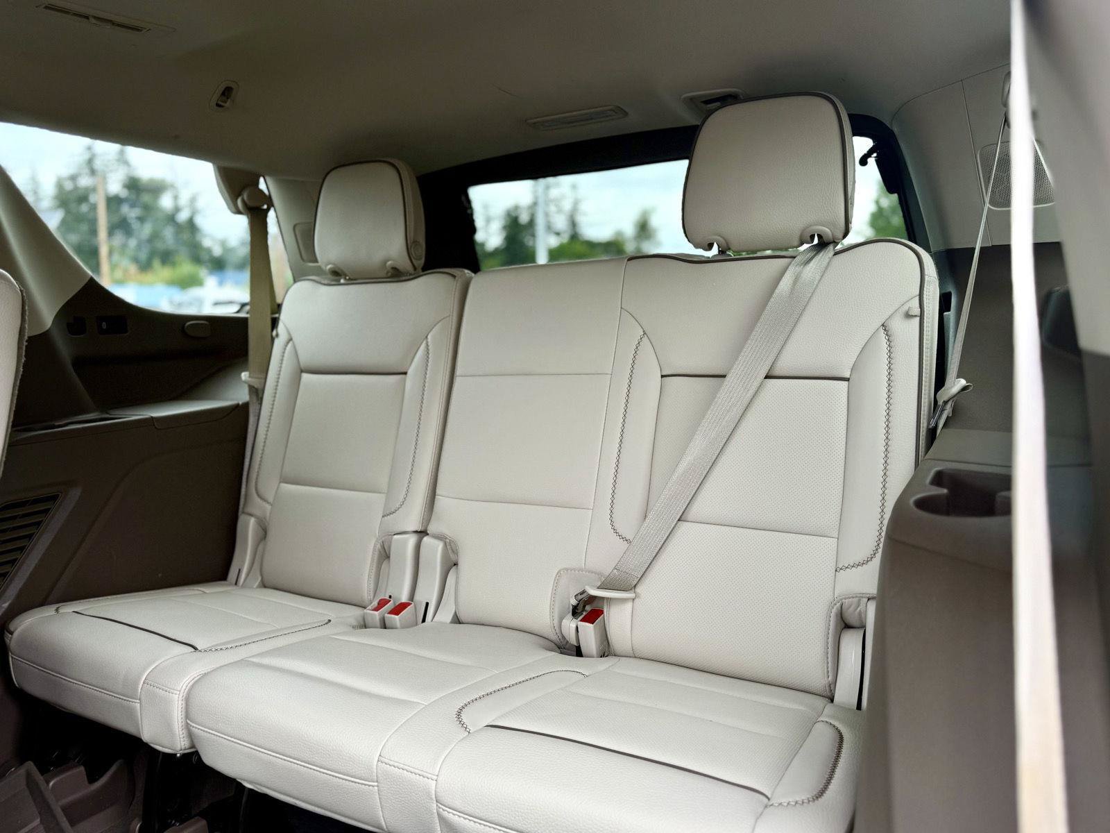 Used 2021 GMC Yukon Denali w/ LPO, Illumination Package AWD/4WD image 21