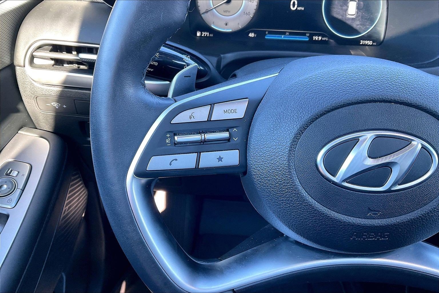 Used 2024 Hyundai Palisade SEL w/ Premium Package image 11