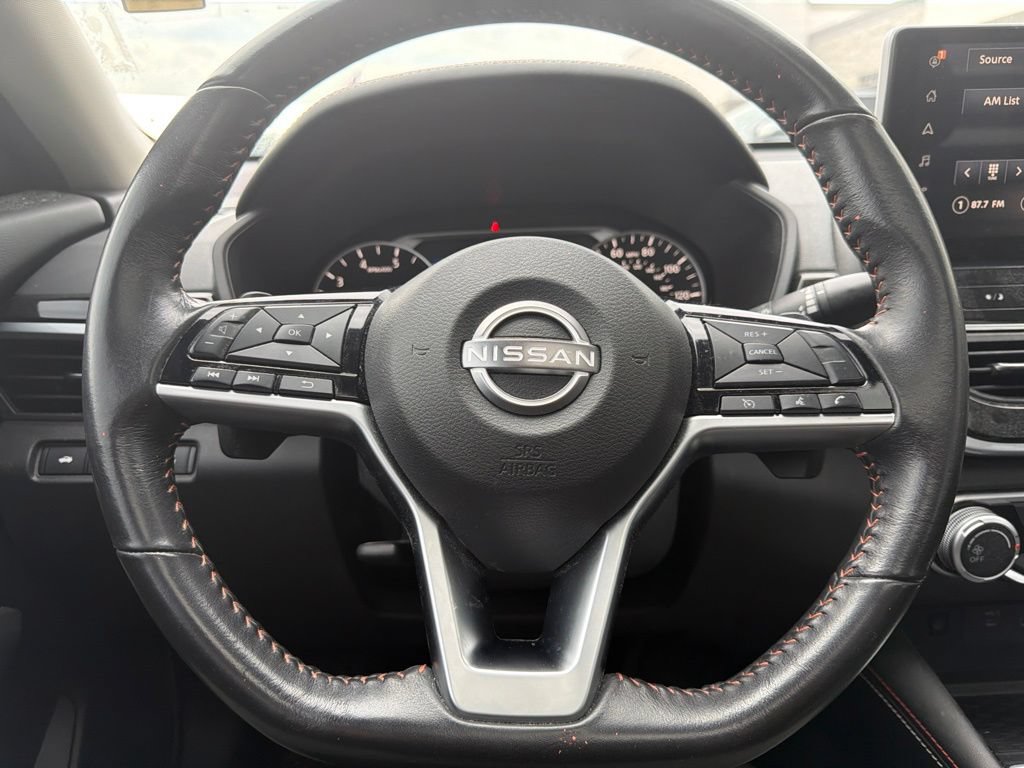 Used 2023 Nissan Altima 2.5 SR w/ SR Premium Package AWD/4WD image 15