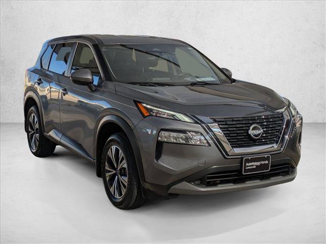 Used 2023 Nissan Rogue SV image 3