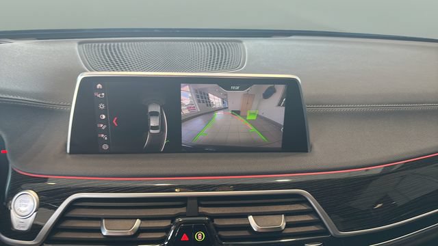 Used 2019 BMW 750i xDrive w/ M Sport Package AWD/4WD image 12