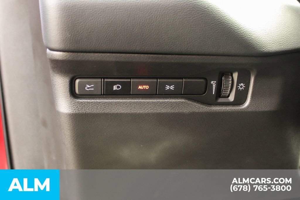 Used 2024 Dodge Charger R/T w/ Plus Group image 31