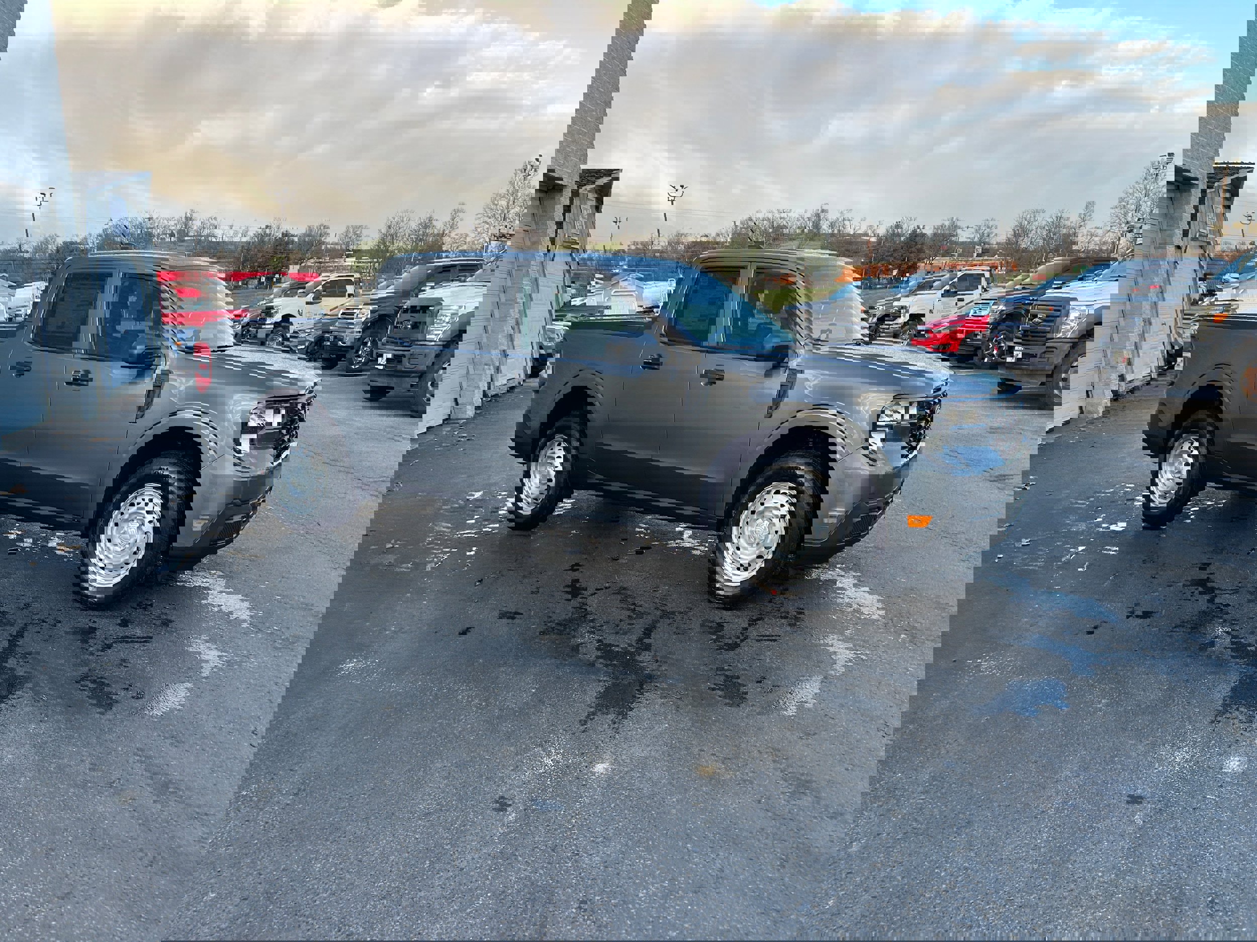 New 2025 Ford Maverick XL w/ Equipment Group 101A image 10