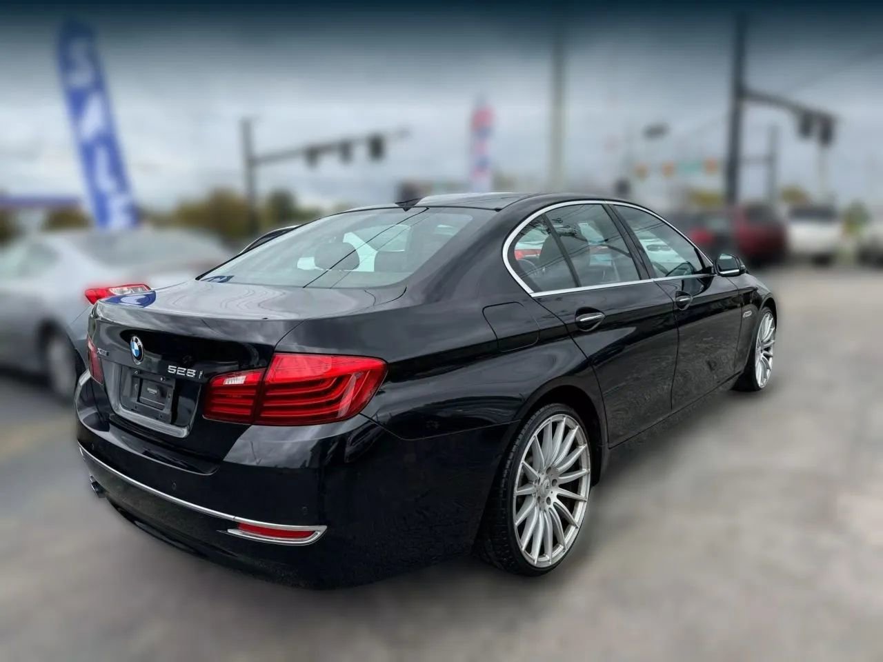 Used 2014 BMW 528i xDrive Sedan image 5