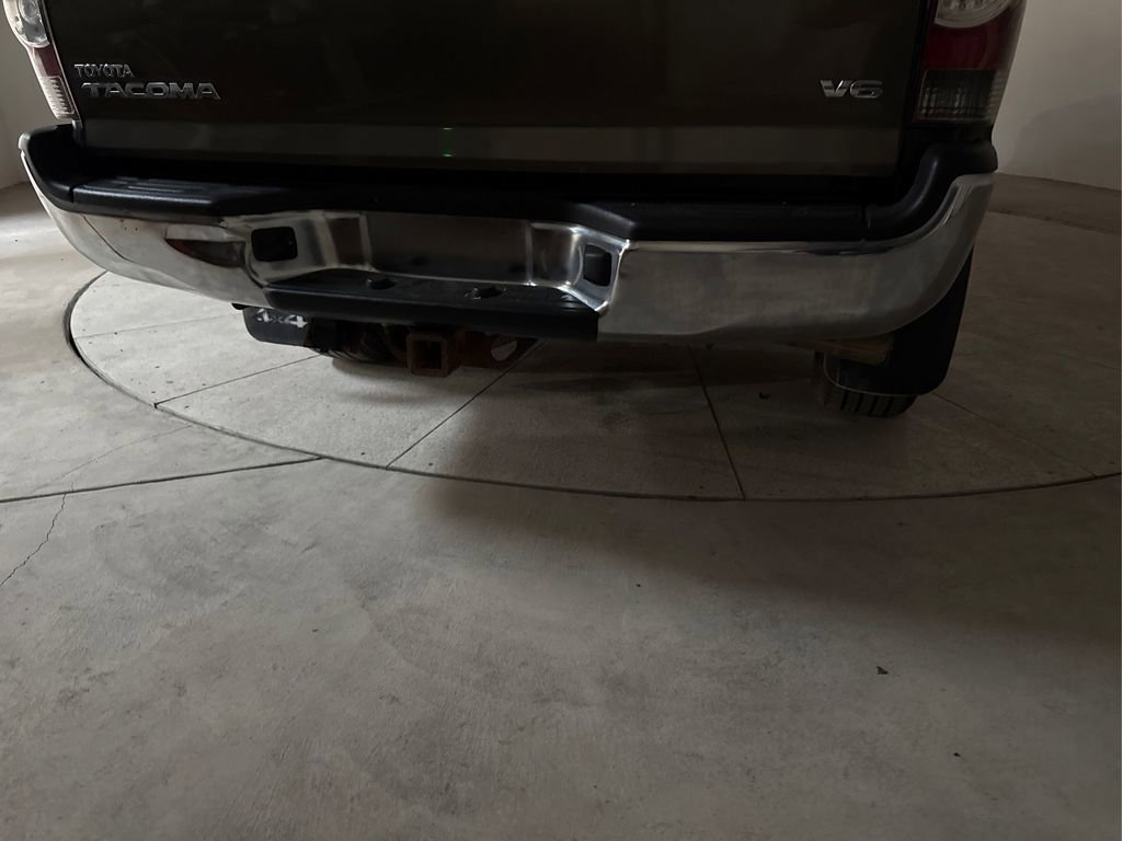 Used 2013 Toyota Tacoma 4x4 Access Cab V6 w/ TRD Off-Road Pkg image 29