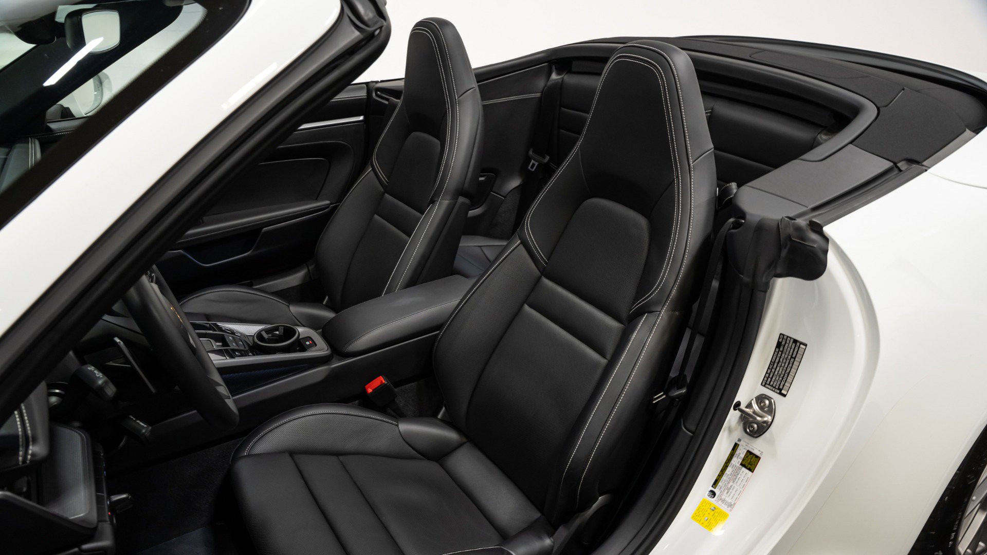 Used 2022 Porsche 911 Carrera image 46