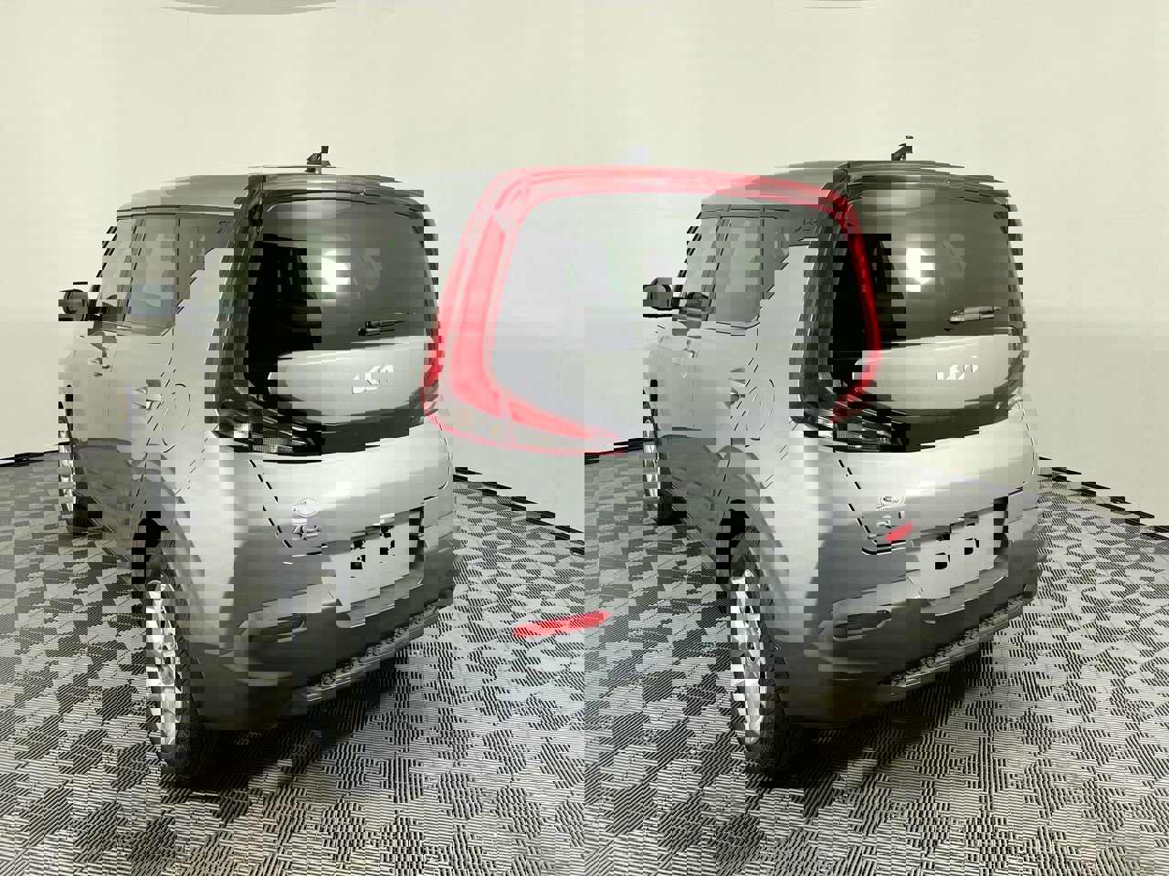 Certified 2025 Kia Soul LX w/ LX Technology Package FWD image 6