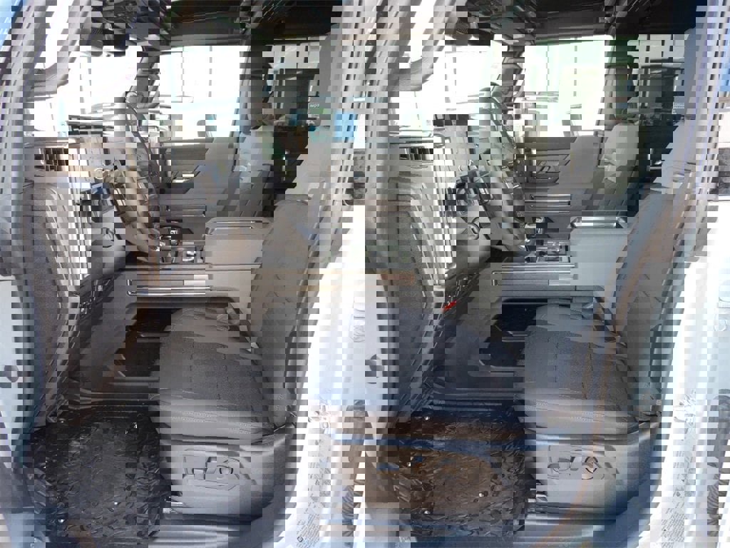 New 2025 GMC Hummer EV 2X image 10