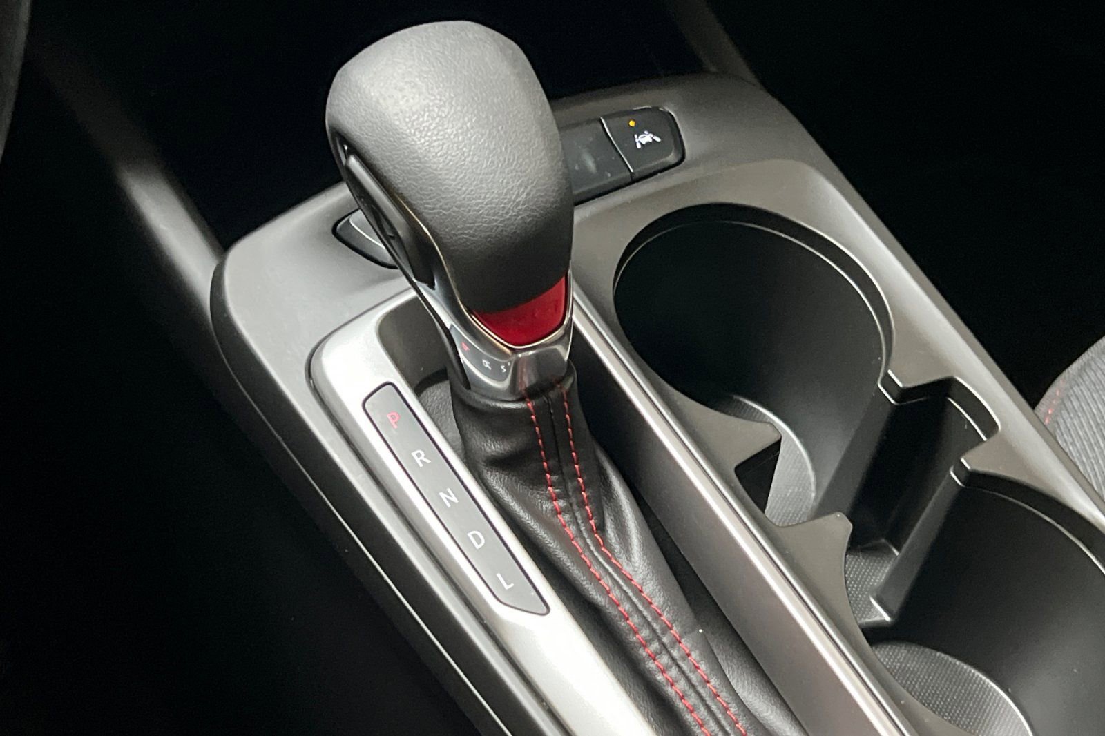 Used 2024 Chevrolet Trax RS image 21