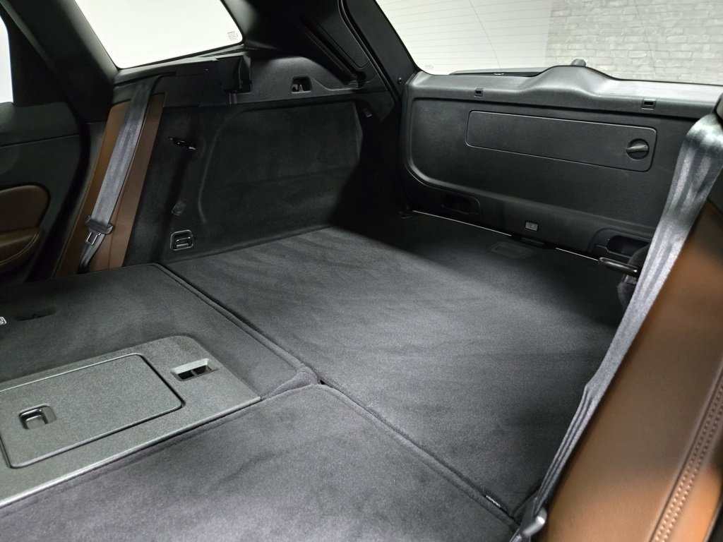 Used 2022 Volvo XC60 B5 Inscription w/ Advanced Package image 39