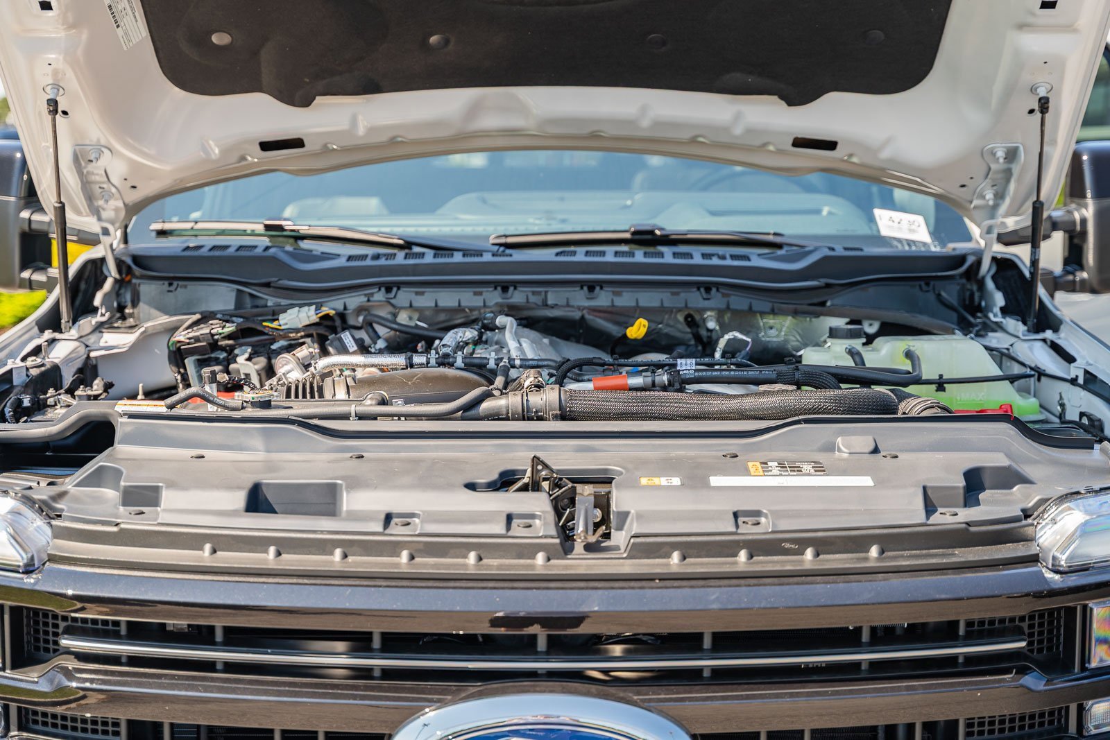 New 2025 Ford F250 Platinum image 34