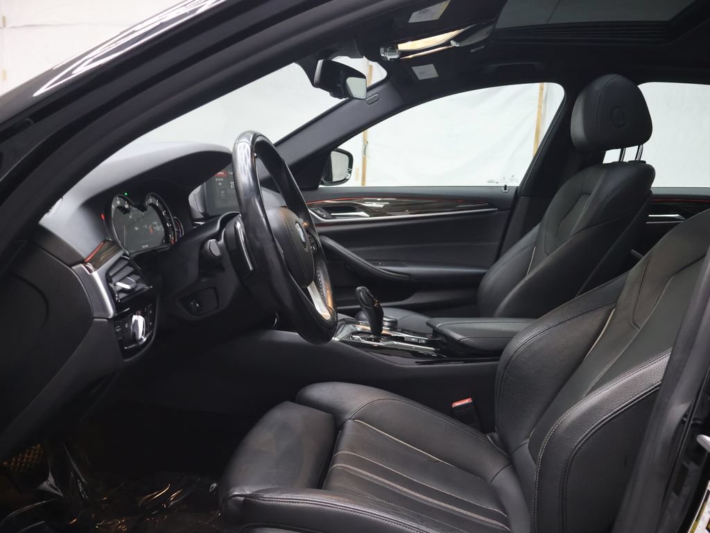 Used 2018 BMW 540i RWD image 15