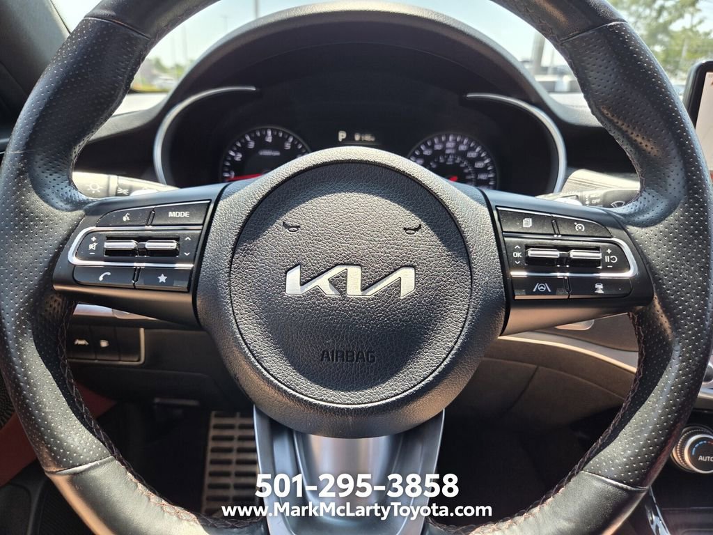 Used 2022 Kia Stinger GT-Line w/ Sun & Sound Package RWD image 23