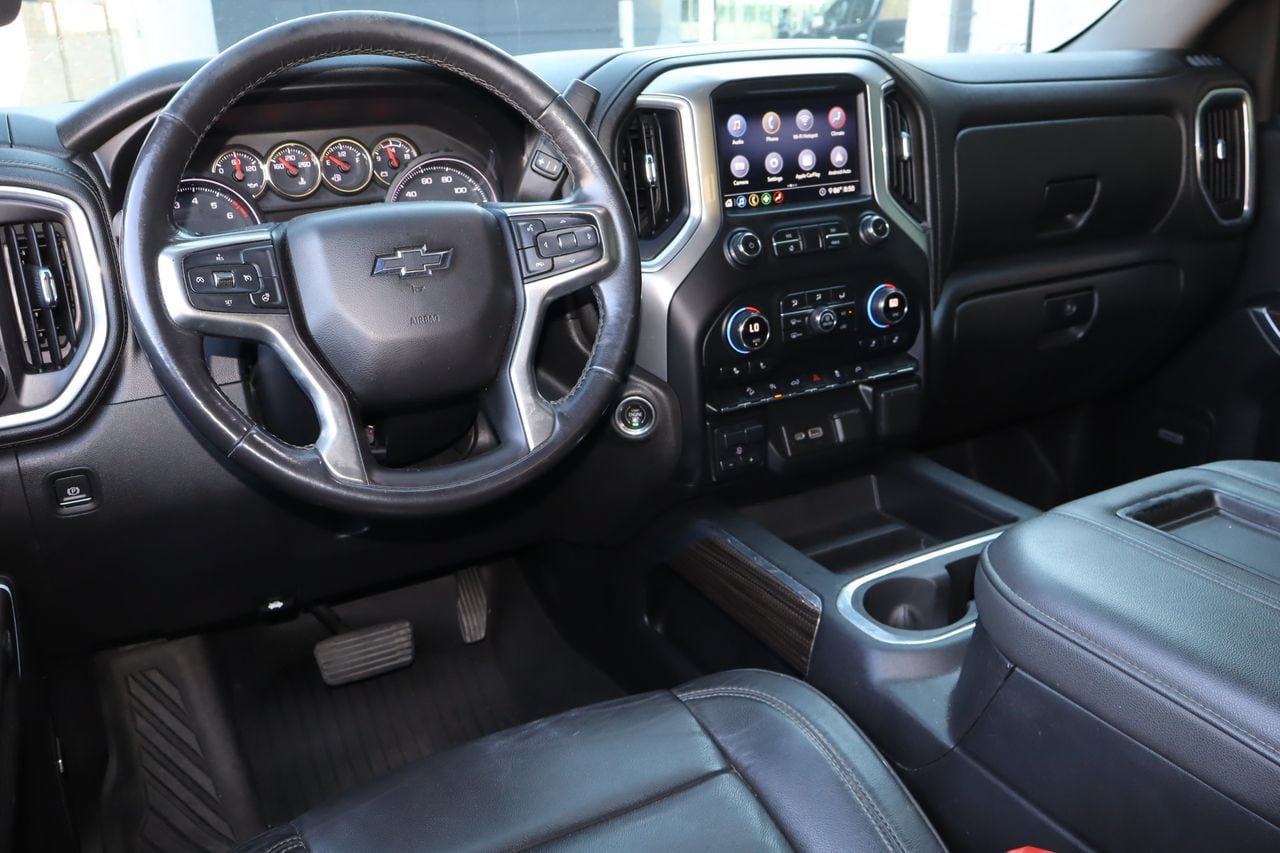 Used 2020 Chevrolet Silverado 1500 LT Trail Boss AWD/4WD image 4