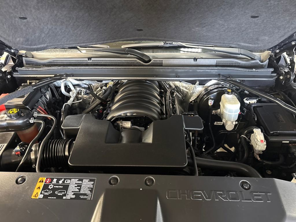 Used 2017 Chevrolet Suburban LS image 10