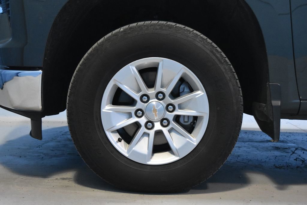 Used 2025 Chevrolet Silverado 1500 LT image 24