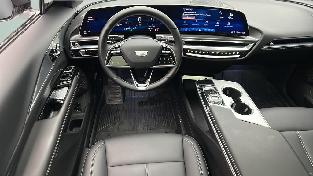 Used 2024 Cadillac Lyriq Tech w/ Driver Assist Package AWD/4WD image 11