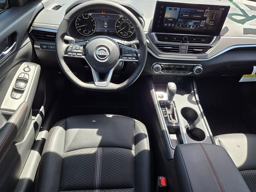 New 2026 Nissan Altima 2.5 SR w/ SR Premium Package FWD image 11