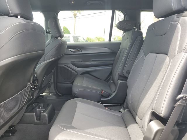 New 2024 Jeep Grand Cherokee L Laredo w/ Trailer Tow Package image 8