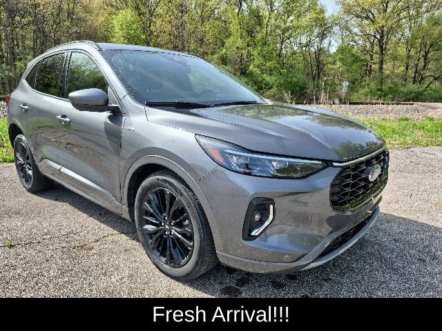 Used 2023 Ford Escape ST-Line Elite AWD/4WD image 11
