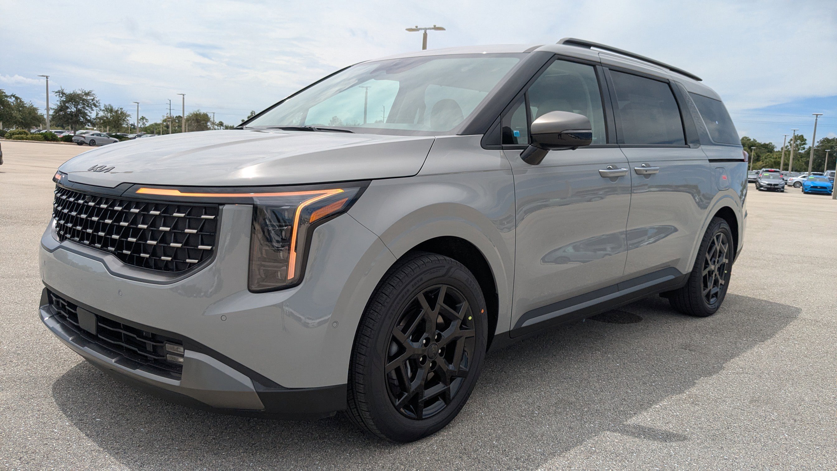 New 2026 Kia Carnival SX Prestige image 9