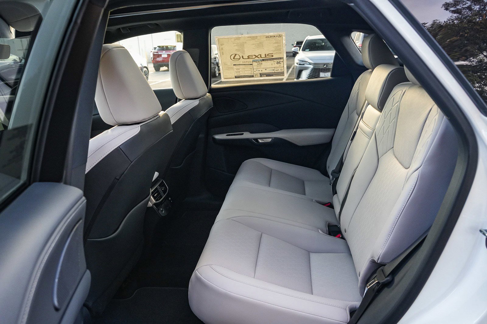 New 2026 Lexus RX 350 image 17