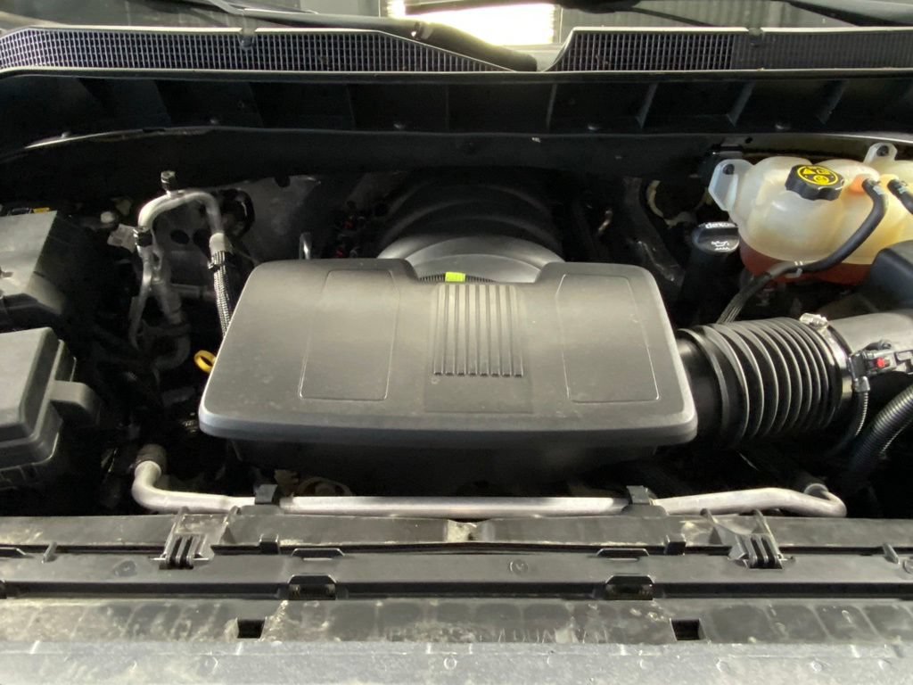 Used 2020 Chevrolet Silverado 1500 RST w/ True North Edition AWD/4WD image 9