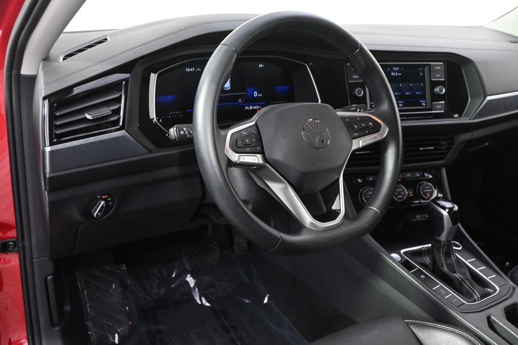 Used 2023 Volkswagen Jetta SE w/ Panoramic Sunroof Package FWD image 12