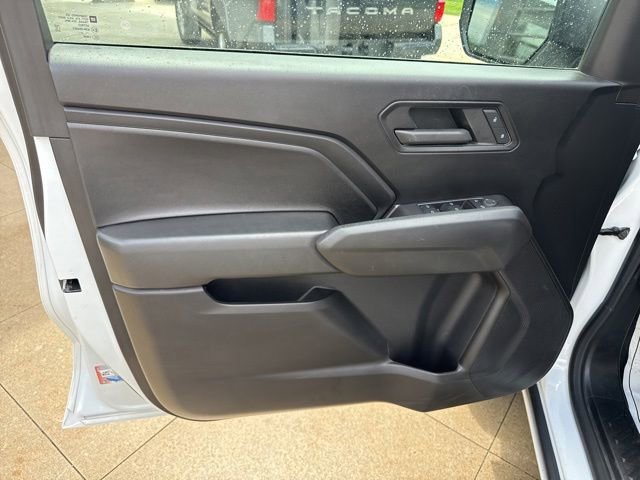 Used 2024 Chevrolet Colorado W/T RWD image 21