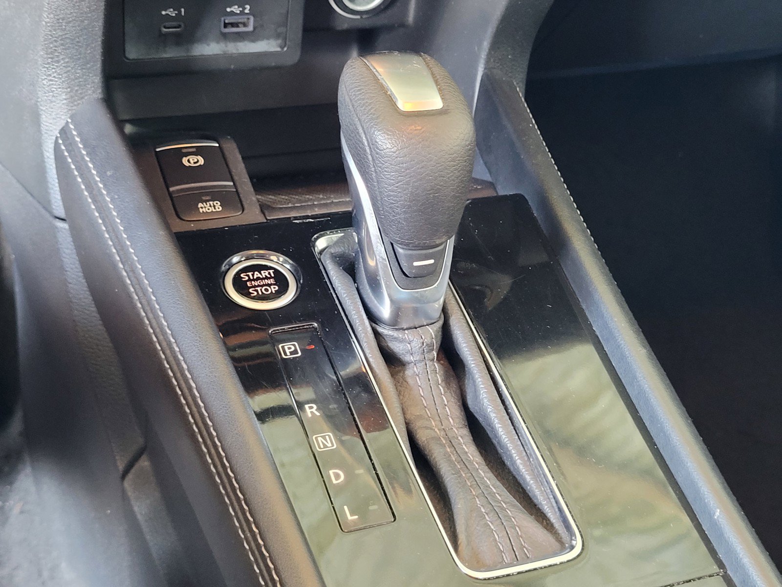 Certified 2022 Nissan Kicks SV FWD image 15
