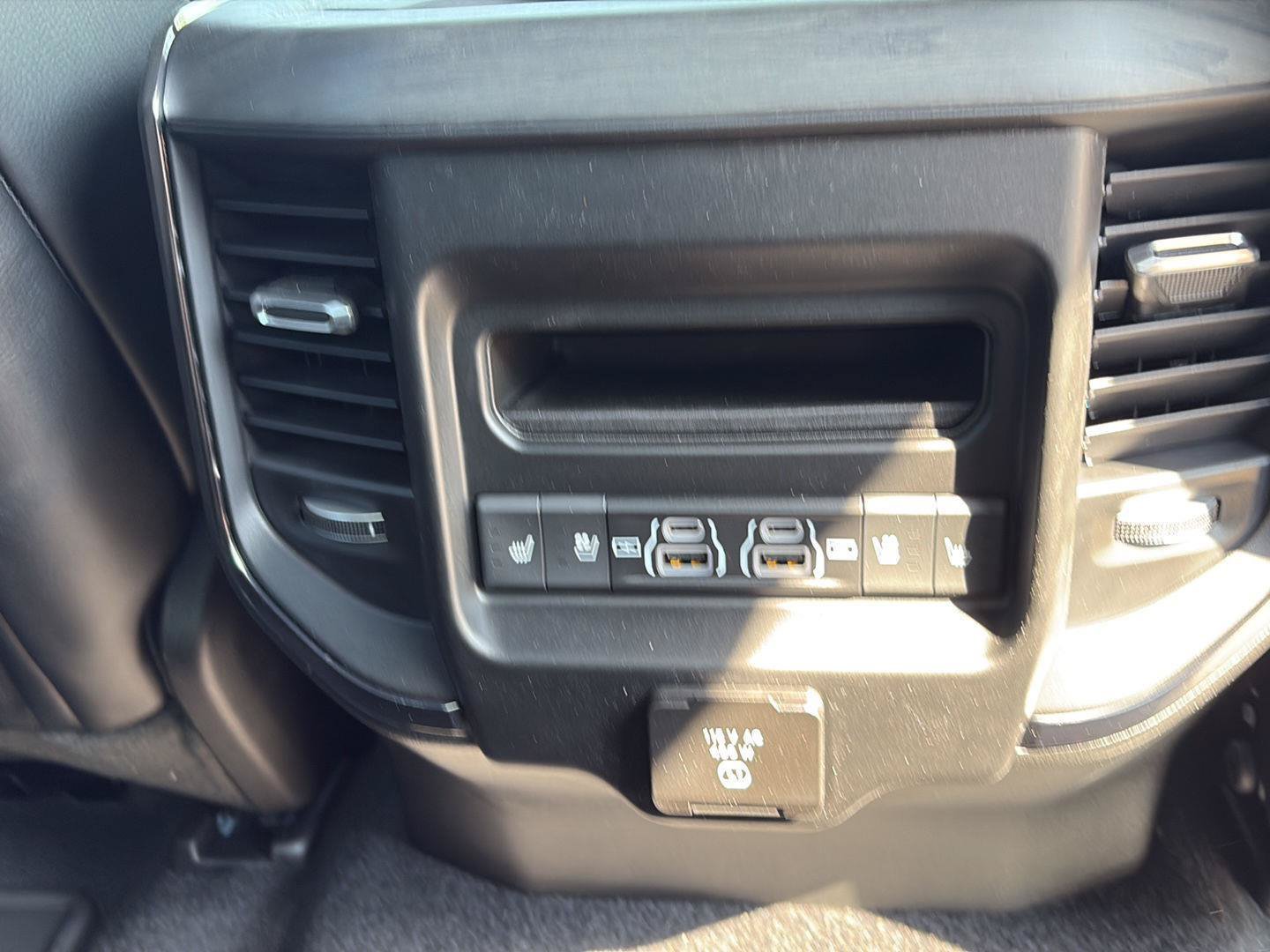 New 2026 RAM 1500 Limited AWD/4WD image 22