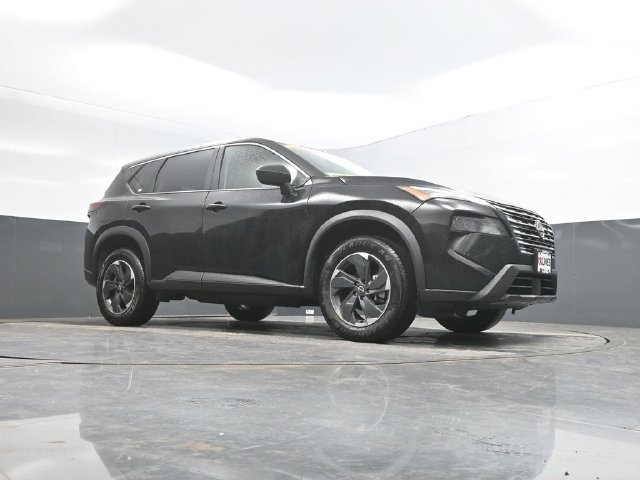 Used 2025 Nissan Rogue SV AWD/4WD image 43