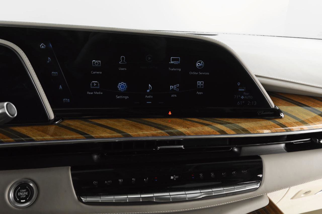 Used 2023 Cadillac Escalade ESV Sport Platinum image 38