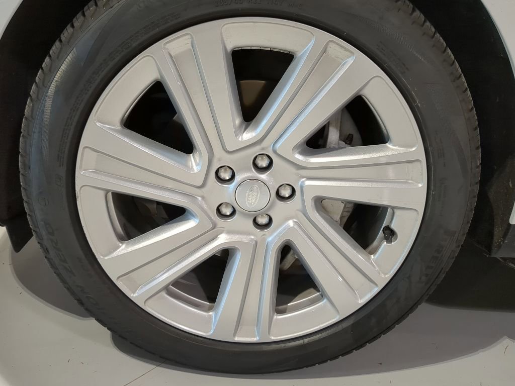 Used 2023 Land Rover Range Rover SE AWD/4WD image 6