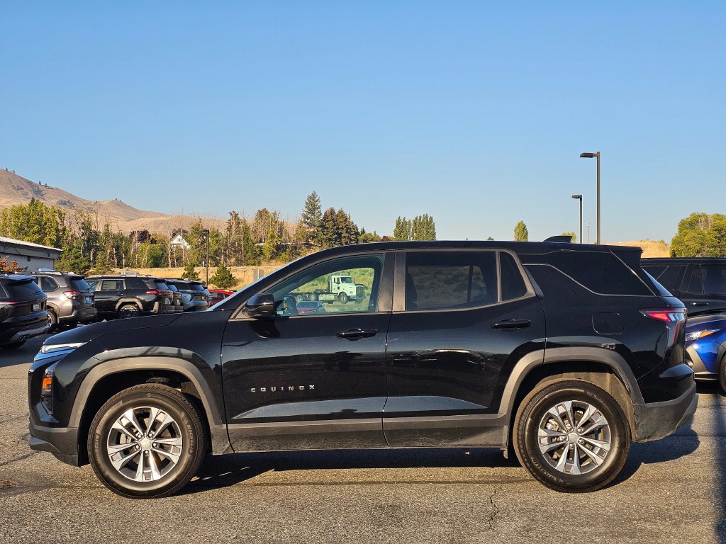 Certified 2026 Chevrolet Equinox LT AWD/4WD image 2