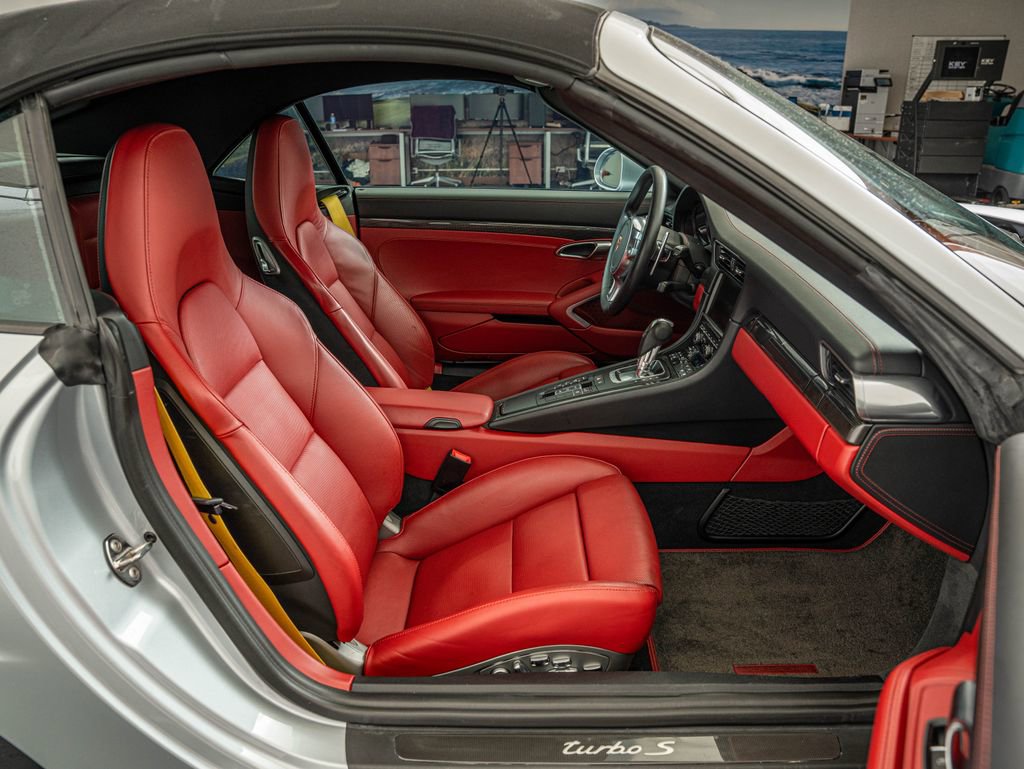 Certified 2014 Porsche 911 Turbo S AWD/4WD image 49