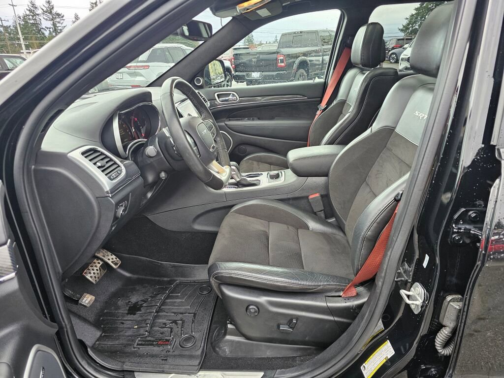 Used 2020 Jeep Grand Cherokee SRT image 19