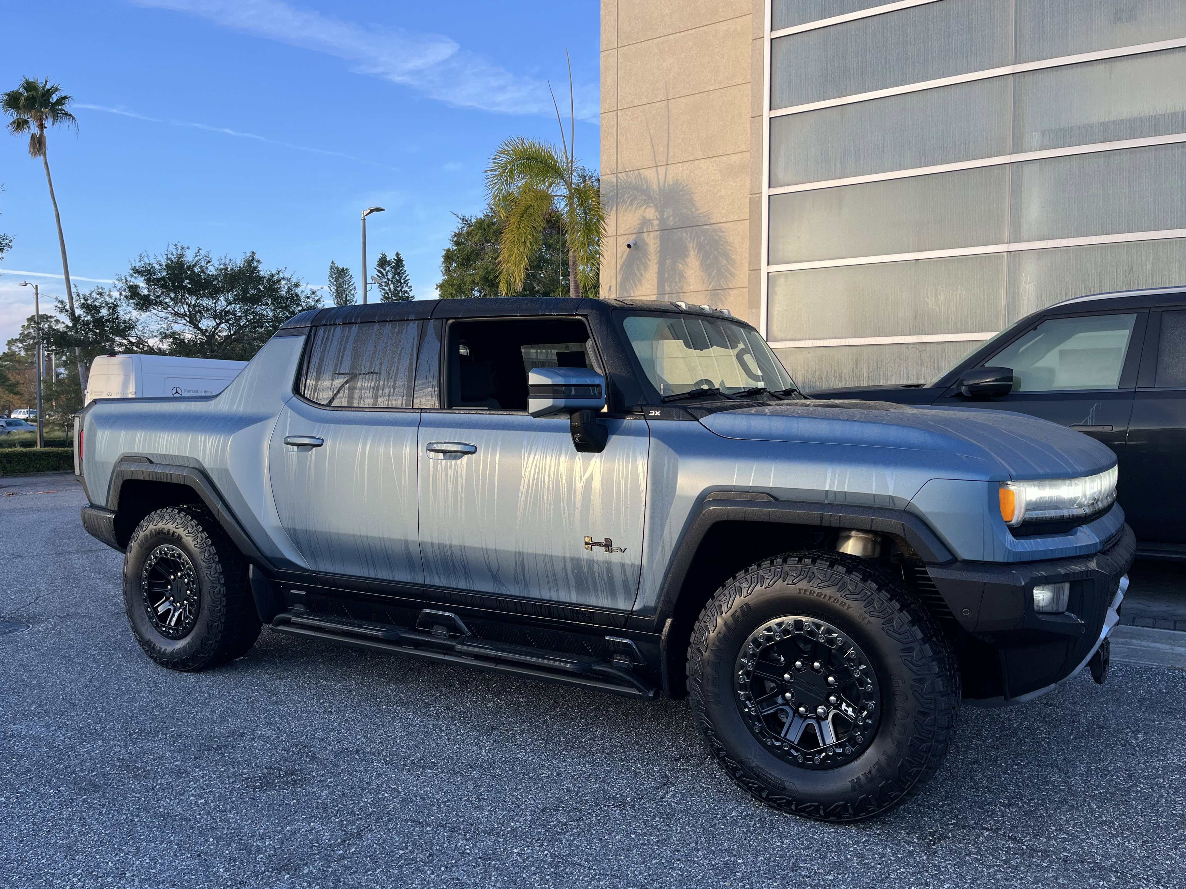 Used 2024 GMC Hummer EV 3X w/ Omega Edition image 7