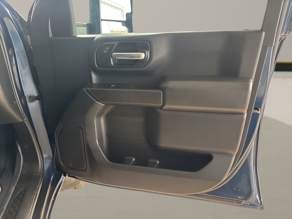 Used 2020 Chevrolet Silverado 2500 Custom w/ Custom Value Package image 27