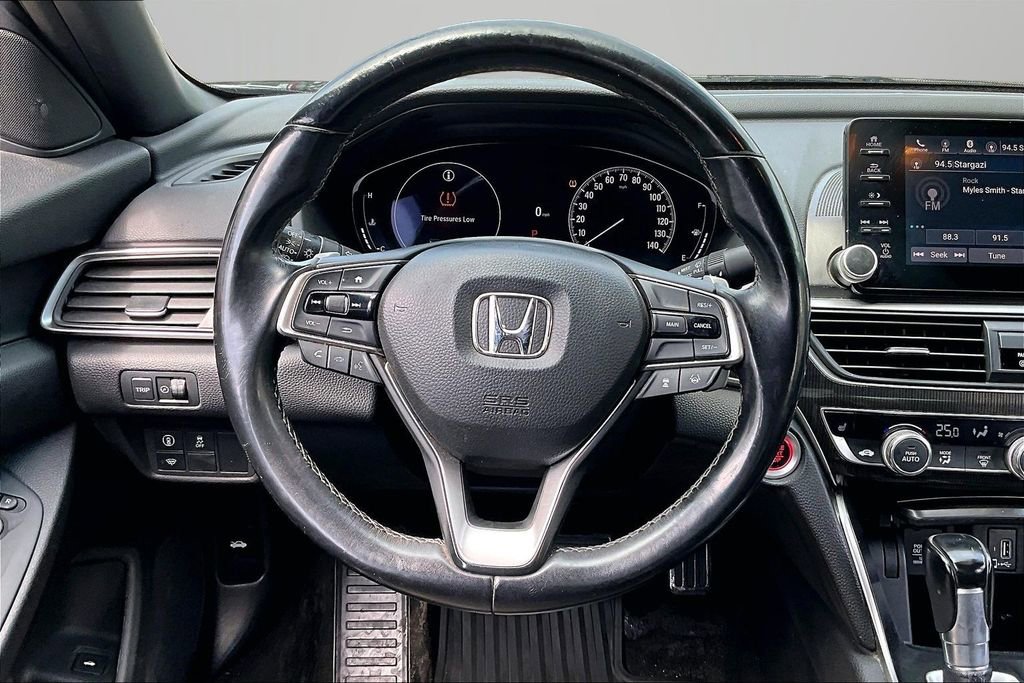 Used 2018 Honda Accord Sport image 8