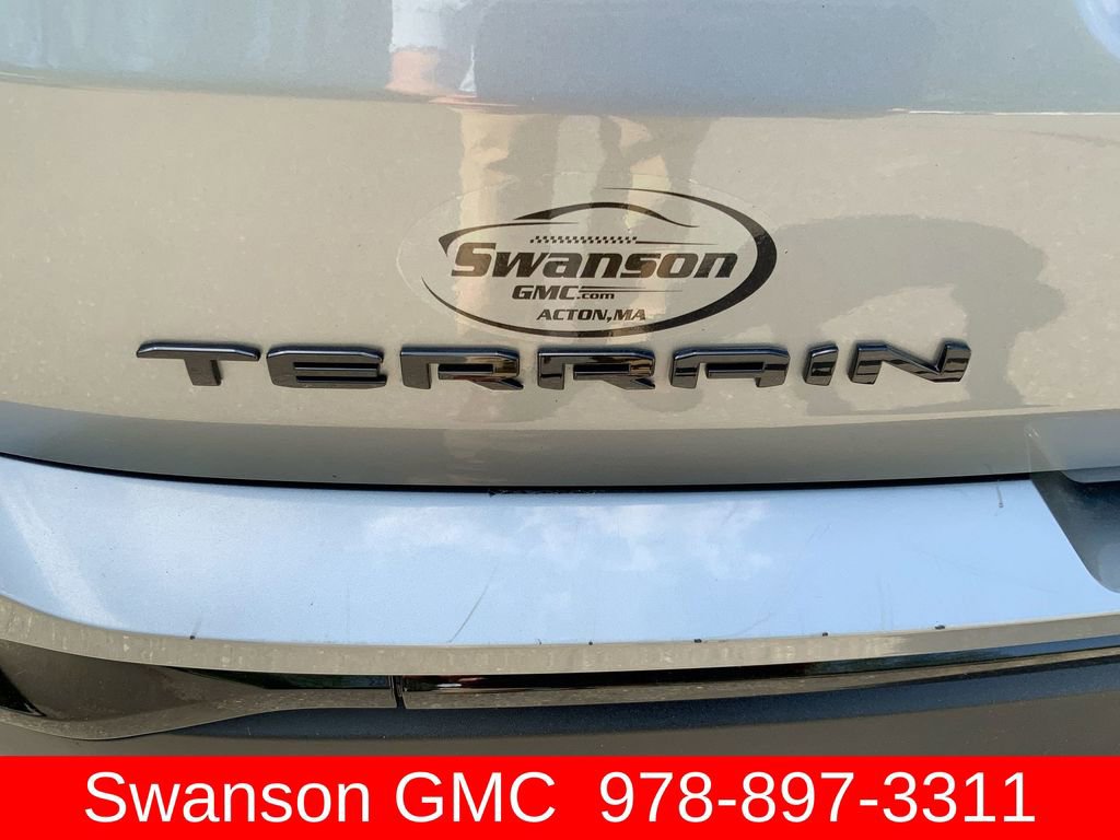 Used 2023 GMC Terrain SLT w/ Tech Package AWD/4WD image 33