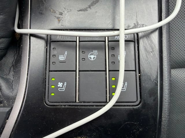 Used 2023 Lexus UX 250h FWD w/ Accessory Package (Z1) image 7