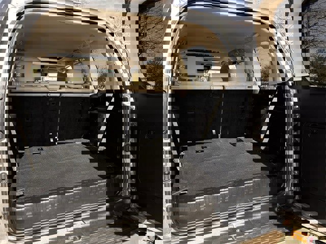 Used 2020 Lexus GX 460 Premium w/ Premium Package image 35